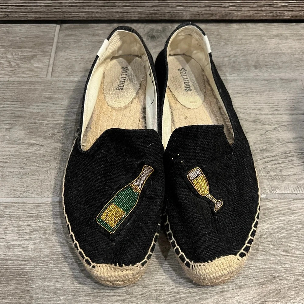 Soludos size 8 Black flat espadrilles beaded wine glass and wine bottle decor